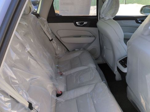 New 2026 Volvo XC60 B5 Ultra w/ Protection Package Premier image 22