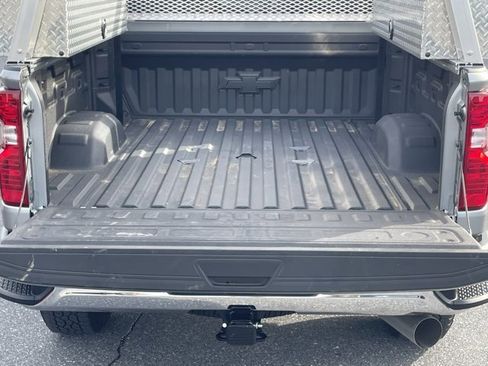 Certified 2025 Chevrolet Silverado 3500 LT w/ All Star Edition image 16