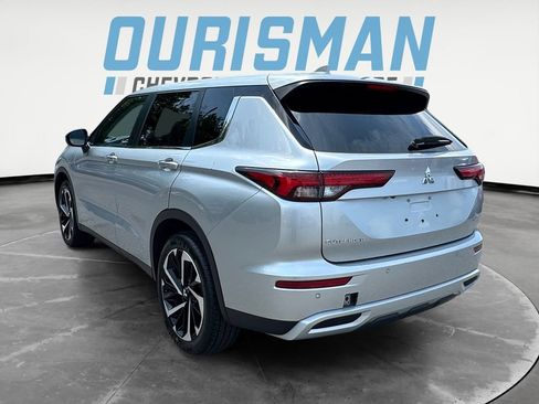 Used 2024 Mitsubishi Outlander SE FWD image 4