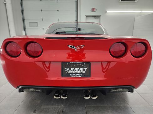 Used 2007 Chevrolet Corvette Coupe w/ Preferred Equipment Group image 21
