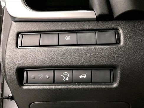 New 2026 Nissan Rogue SV FWD image 28