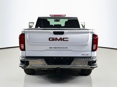 Used 2022 GMC Sierra 1500 SLE image 6