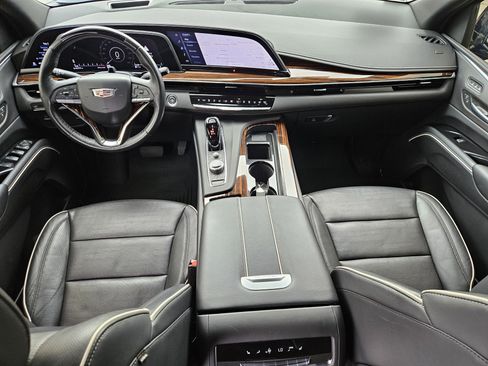 Certified 2023 Cadillac Escalade ESV Premium Luxury image 14