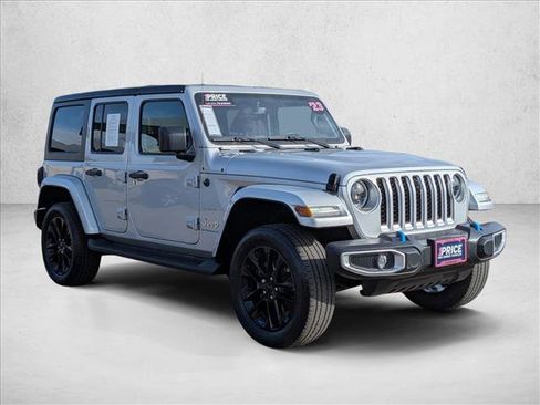 Used 2023 Jeep Wrangler Unlimited Sahara w/ Cold Weather Group AWD/4WD image 2
