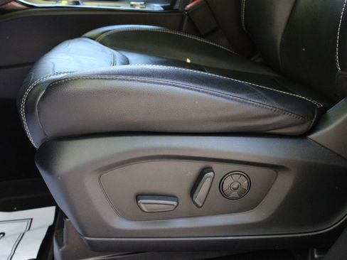 Used 2022 Ford Explorer ST w/ Equipment Group 401A AWD/4WD image 13