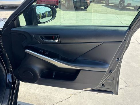 Used 2014 Lexus IS 250 RWD image 23