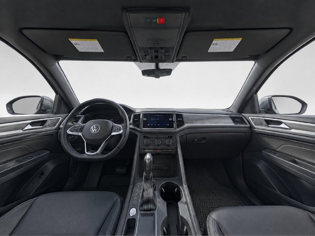 Used 2021 Volkswagen Atlas Cross Sport SE w/ Panoramic Sunroof Package FWD image 12