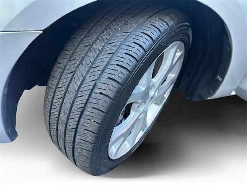 Used 2009 MAZDA MAZDA3 i Touring Value image 9