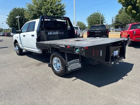 Used 2024 RAM 3500 SLT w/ Quick Order Package 2YG SLT AWD/4WD image 3