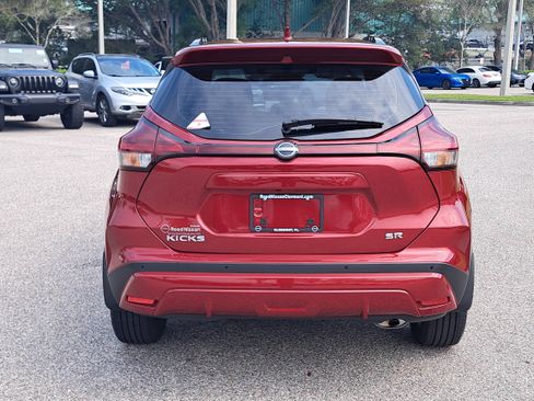 Certified 2024 Nissan Kicks SR w/ SR Premium Package image 7