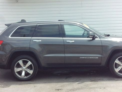 Used 2014 Jeep Grand Cherokee Limited AWD/4WD image 9