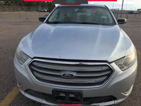 Used 2013 Ford Taurus SE FWD image 2