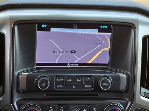 Used 2018 Chevrolet Silverado 1500 LT w/ All Star Edition RWD image 9