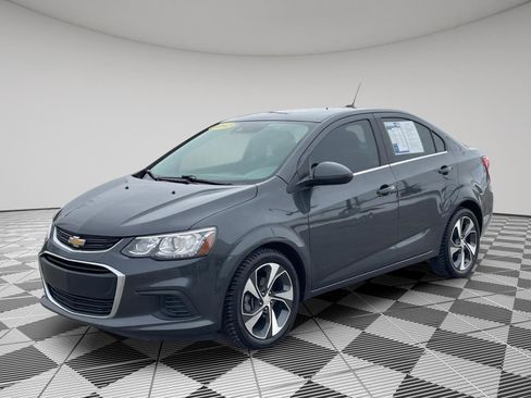 Used 2017 Chevrolet Sonic Premier w/ Driver Confidence Package image 12