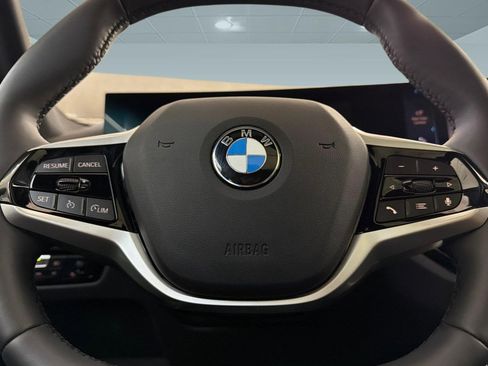 Used 2025 BMW 330i Sedan w/ Convenience Package RWD image 17