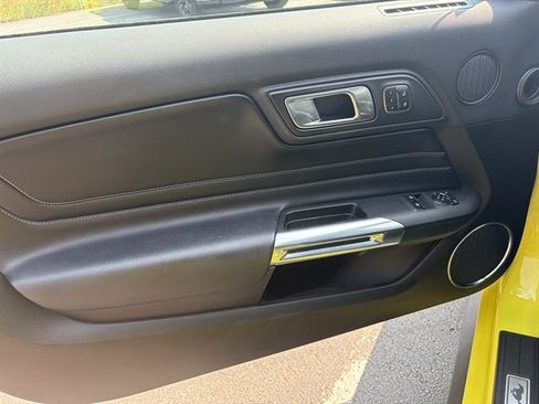 Used 2021 Ford Mustang Premium RWD image 15