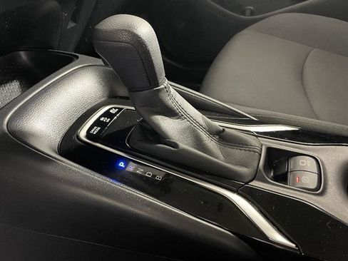 Certified 2022 Toyota Corolla LE image 18