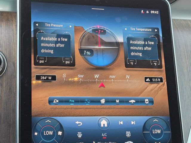 Certified 2025 Mercedes-Benz GLC 350e 4MATIC image 32