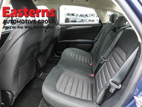 Used 2018 Ford Fusion SE image 21