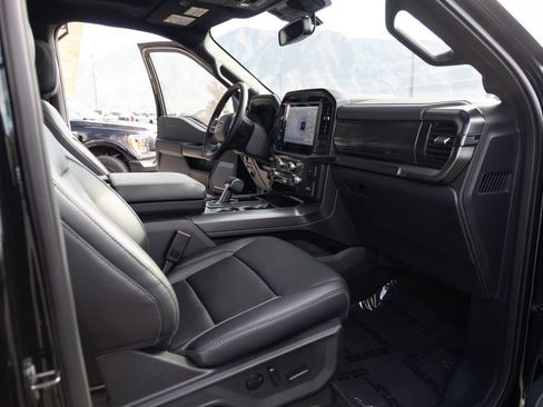 Used 2025 Ford F150 Lariat w/ Bed Utility Package AWD/4WD image 26