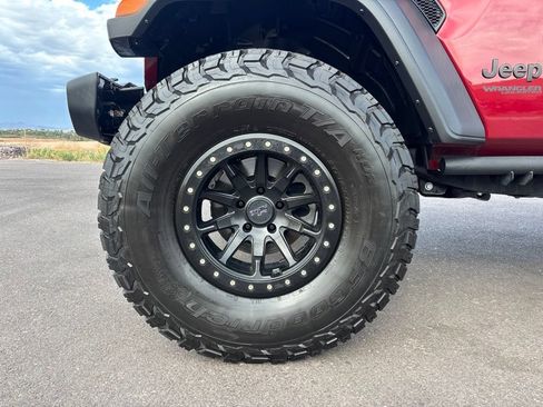 Used 2021 Jeep Wrangler Unlimited Sport AWD/4WD image 37