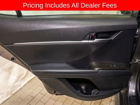 Used 2024 Toyota Camry SE w/ Cold Weather Package FWD image 8