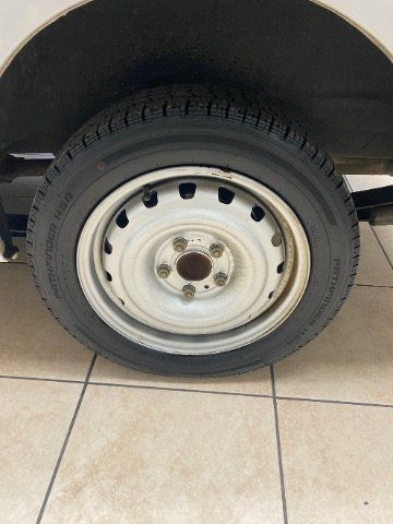 Used 2020 Nissan NV200 S FWD image 26