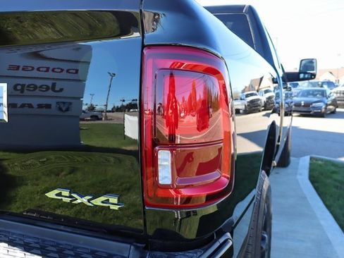 Used 2025 RAM 2500 Laramie image 40