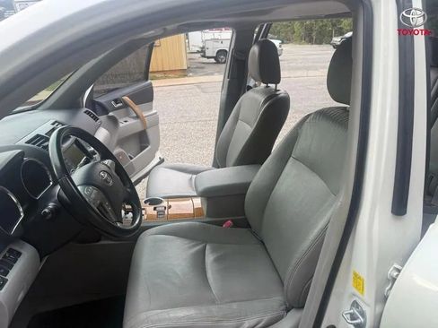Used 2010 Toyota Highlander Limited w/ Extra Value Pkg 3 image 13
