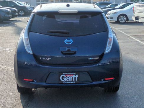Used 2016 Nissan Leaf SV image 7