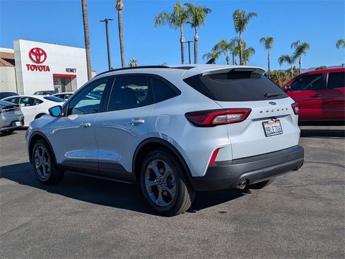 Used 2025 Ford Escape ST-Line w/ Tech Pack #1 image 7