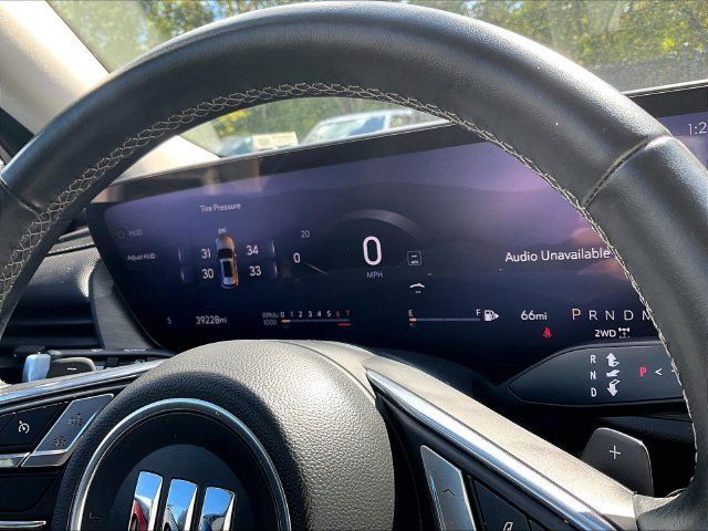 Used 2024 Buick Envision Preferred AWD/4WD image 25