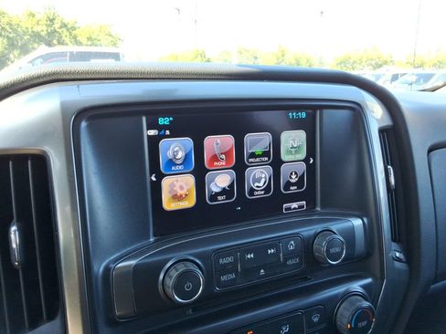 Used 2019 Chevrolet Silverado 1500 LT AWD/4WD image 29
