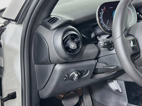 Used 2024 MINI Cooper S FWD image 10