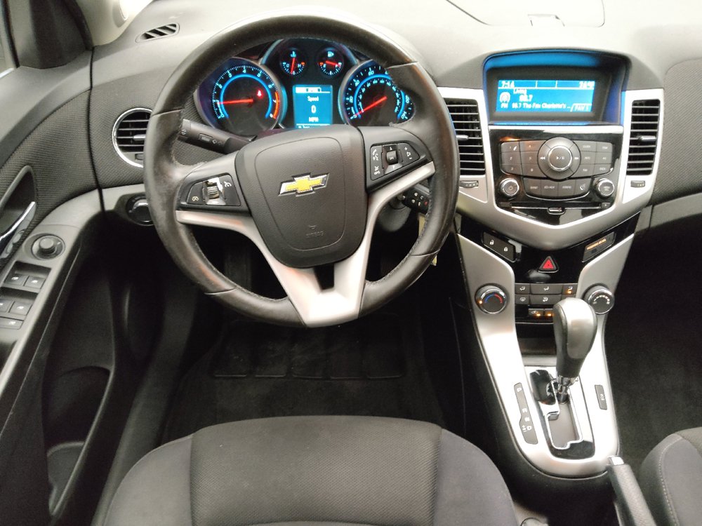 Used 2014 Chevrolet Cruze LT FWD image 22