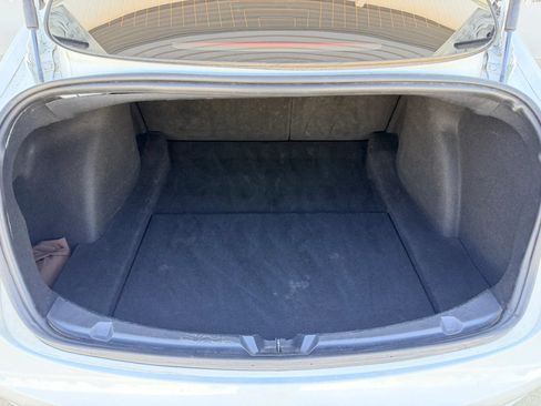 Used 2018 Tesla Model 3 Long Range RWD image 15