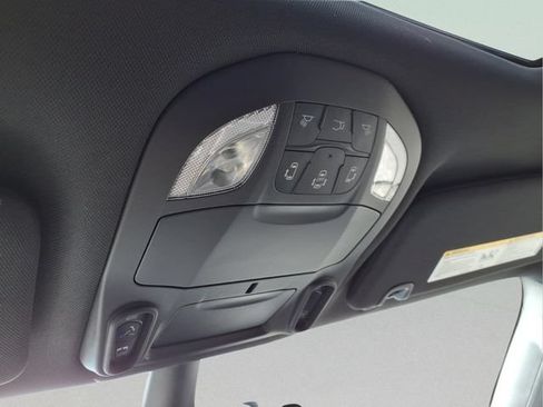 New 2026 Chrysler Pacifica Limited w/ S Appearance Package AWD/4WD image 23