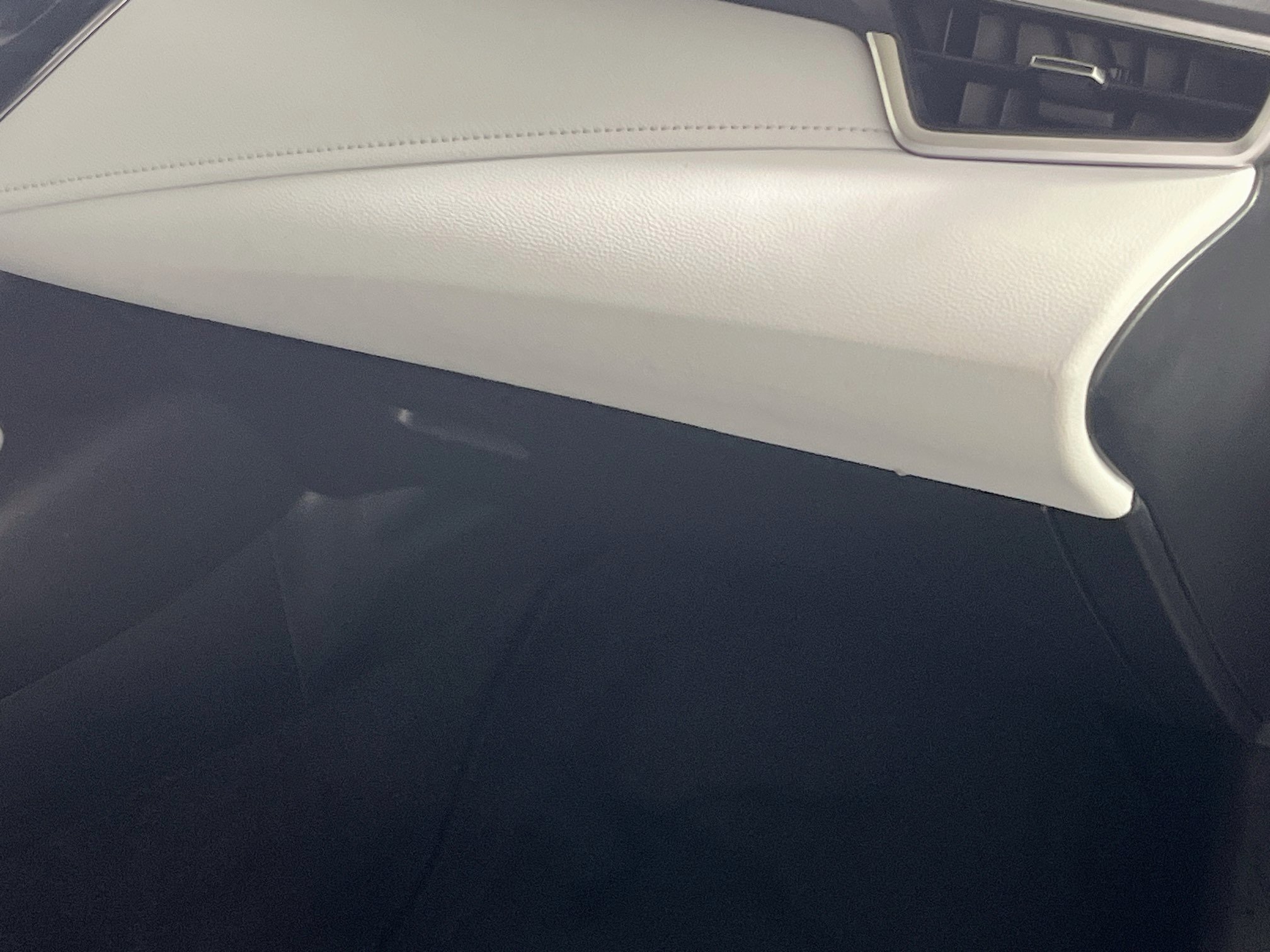 Used 2021 Toyota Corolla SE FWD image 33