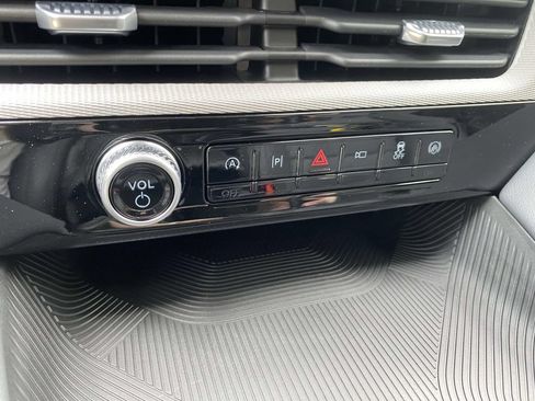 New 2026 Ford Explorer Active w/ Active Comfort Package RWD image 26