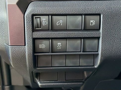 New 2026 Toyota 4Runner SR5 AWD/4WD image 10