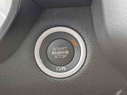 Used 2024 RAM 1500 Big Horn AWD/4WD image 23
