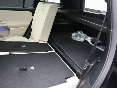 Used 2026 Mercedes-Benz GLB 250 GLB 250 image 24