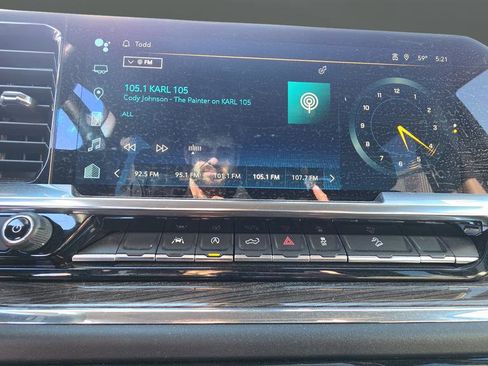 Used 2024 Chevrolet Silverado 1500 LT image 34