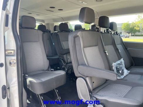 Used 2024 Ford Transit 350 XLT RWD image 21