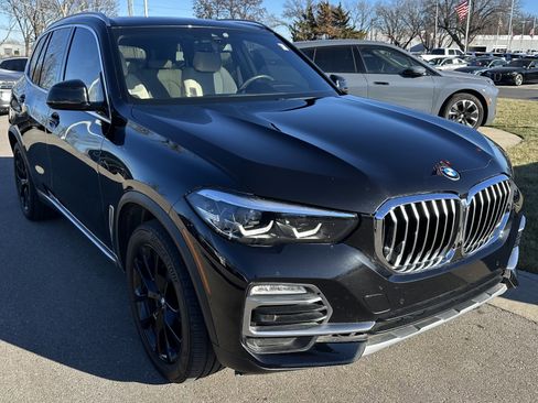 Used 2020 BMW X5 xDrive40i w/ Convenience Package image 2