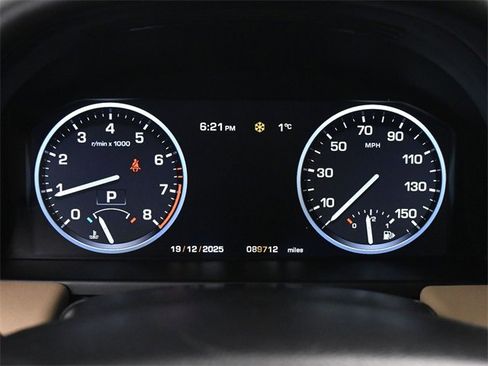 Used 2011 Land Rover Range Rover HSE LUX image 27