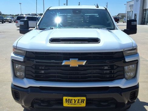 Used 2024 Chevrolet Silverado 2500 W/T w/ WT Fleet Convenience Package AWD/4WD image 3