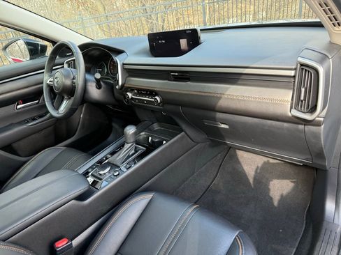 Used 2025 MAZDA CX-50 AWD 2.5 Hybrid w/ Premium Pkg image 39