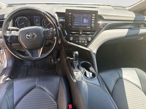 Used 2021 Toyota Camry SE FWD image 17