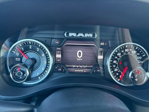 Used 2023 RAM 1500 Lone Star image 31